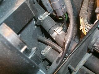 heatercore_hoses2.jpg - 129514 Bytes